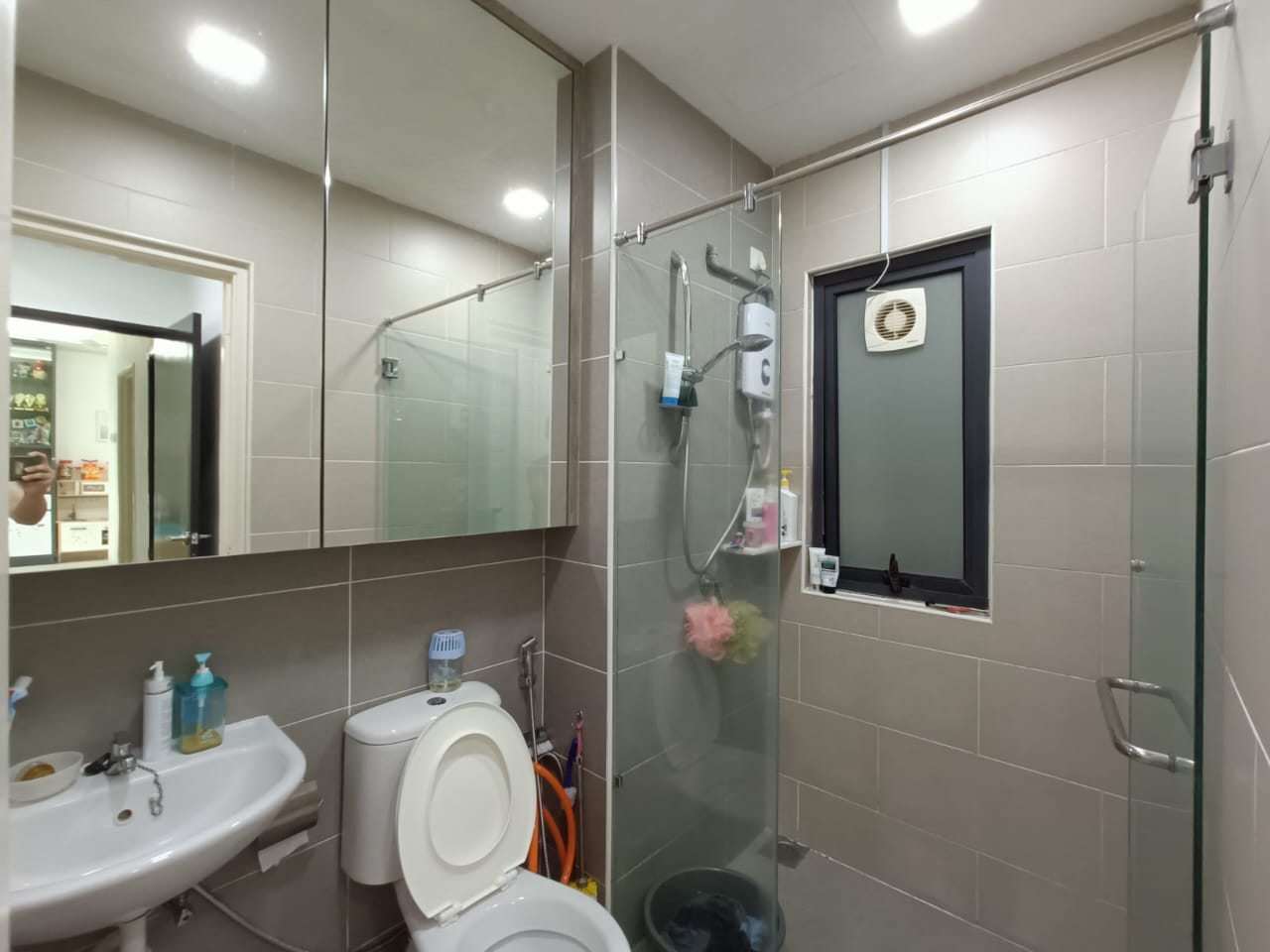 Kiara Plaza Service Apartment - photo 10