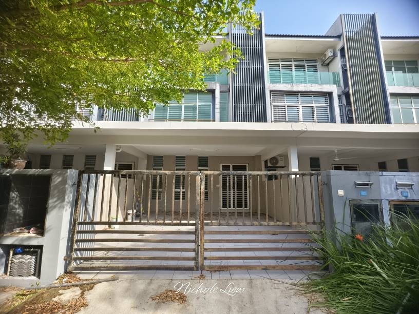 BANGI AVENUE - photo 2