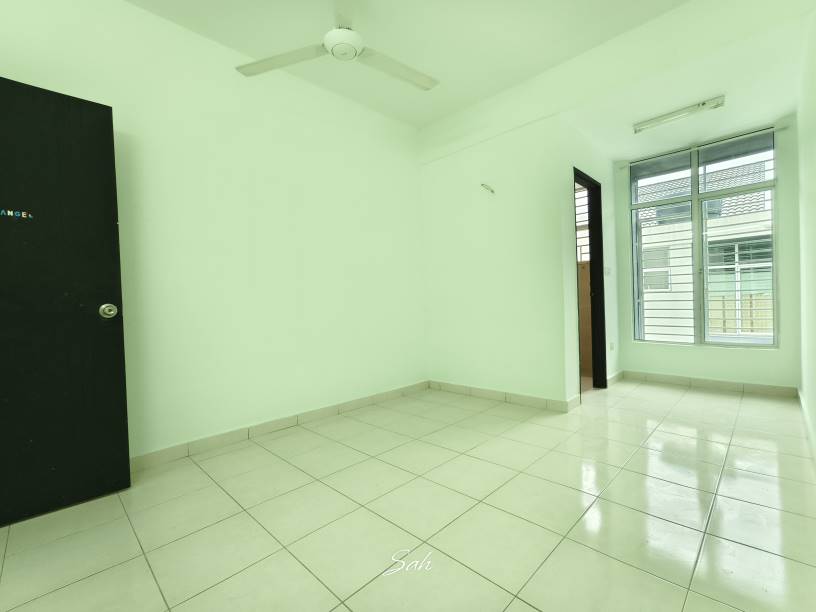 BANGI AVENUE - photo 5