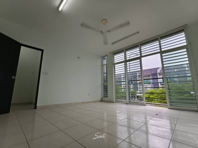 BANGI AVENUE - photo 8