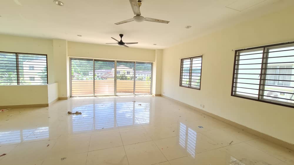 Taman Kajang Utama - photo 3