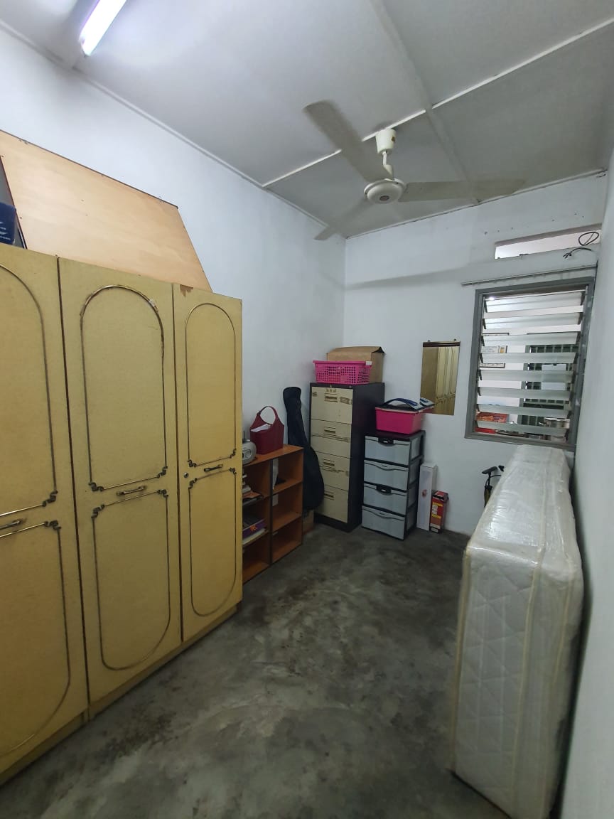 Taman Semenyih - photo 8