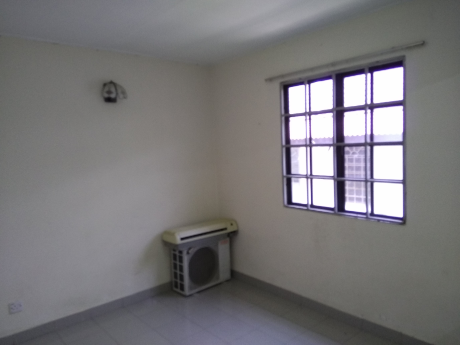 Taman Desa Semenyih - photo 8
