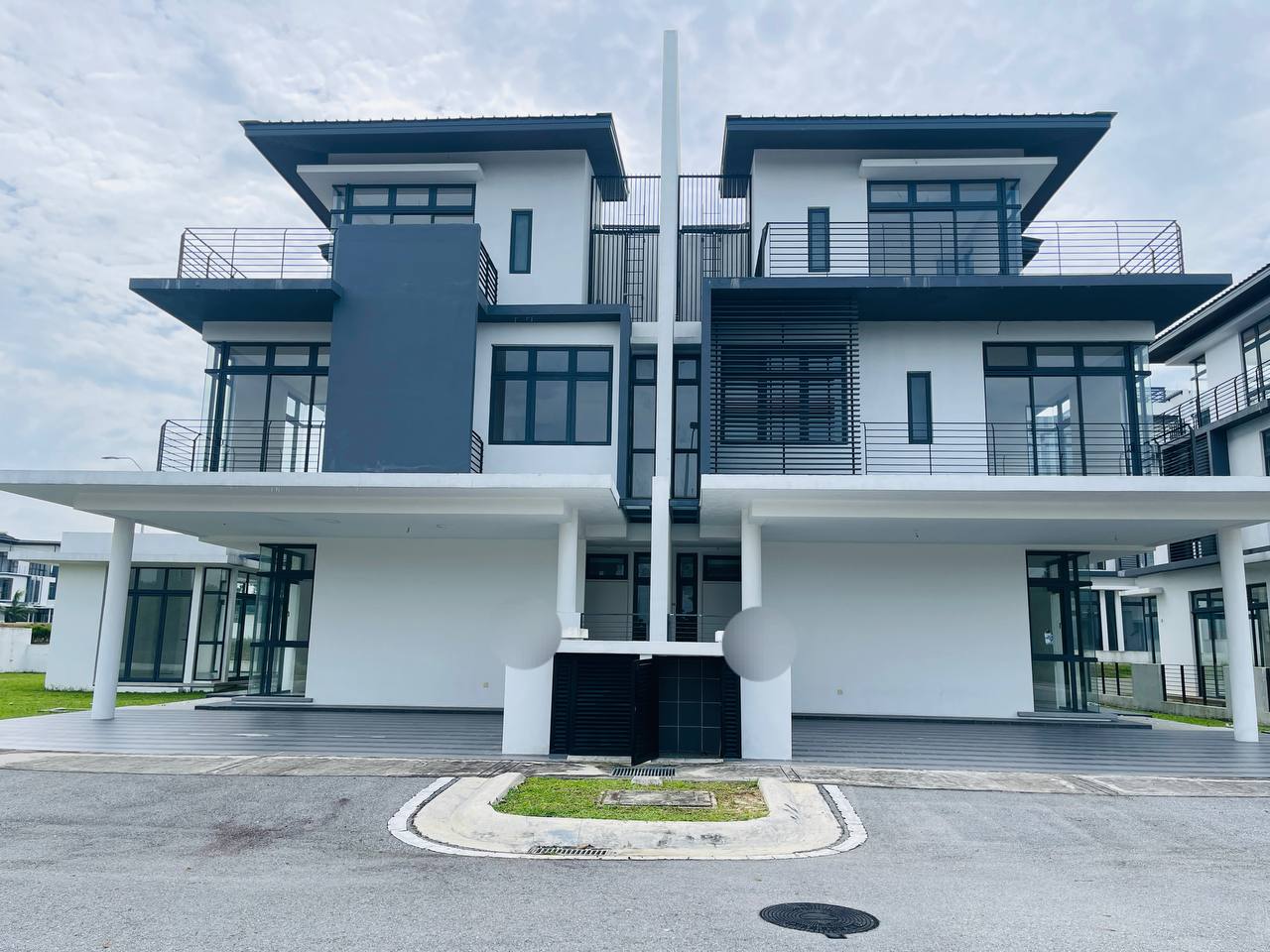 Senna Residence Pres ...