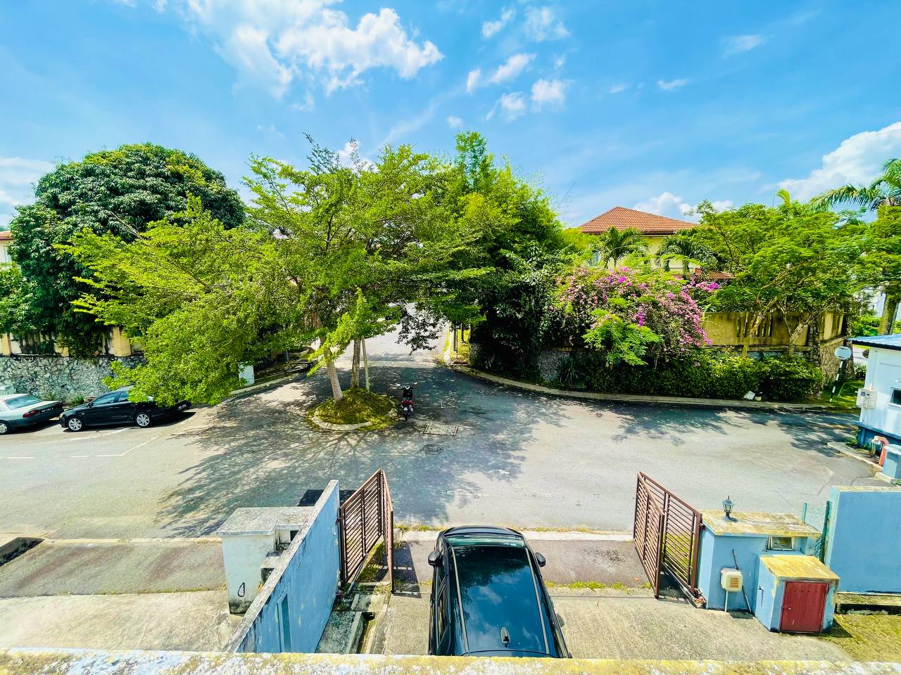 Suria Grande taman Bukit Semenyih - photo 3