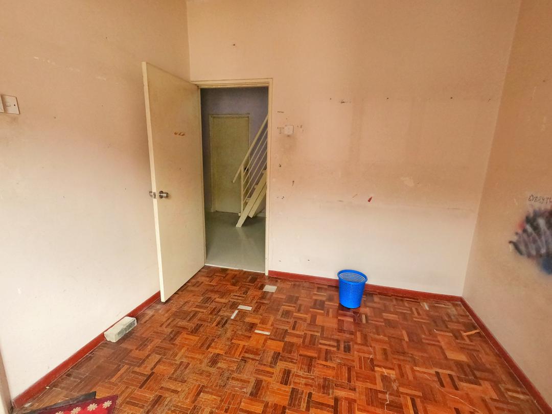 DOUBLE STOREY HOUSE IN TAMAN TTDI JAYA 2 - photo 12
