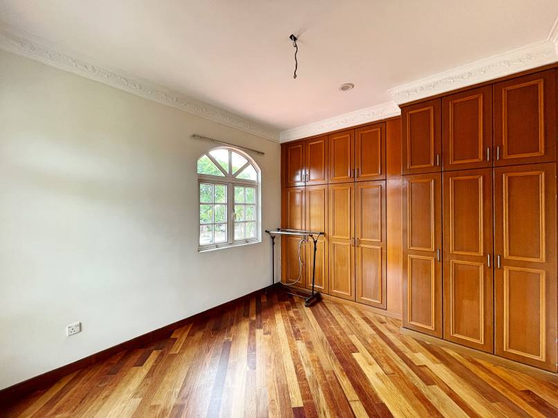 Bungalow  Jalan Mihrab Bukit Jelutong - photo 10