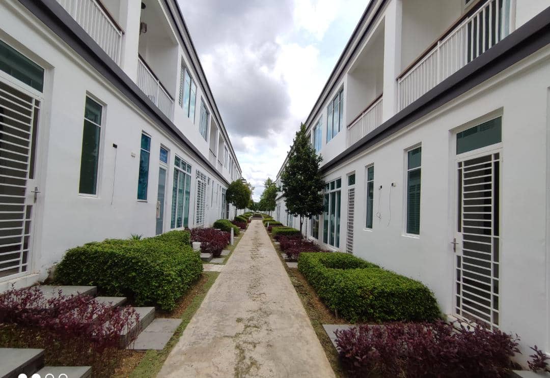DOUBLE STOREY ECO MAJESTICC SEMENYIH MERRYDALE - photo 3