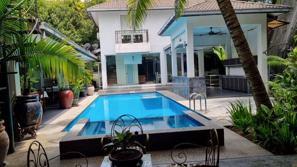 Huge double storey Bangalow KGSAAS Seksyen 13 - photo 11