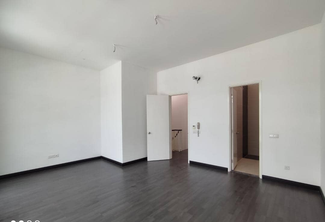 DOUBLE STOREY ECO MAJESTICC  MERRYDALE semenyih - photo 4