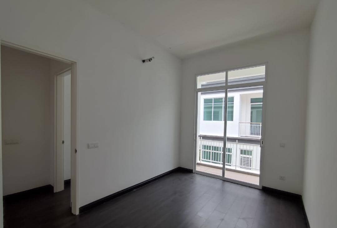 DOUBLE STOREY ECO MAJESTICC  MERRYDALE semenyih - photo 7