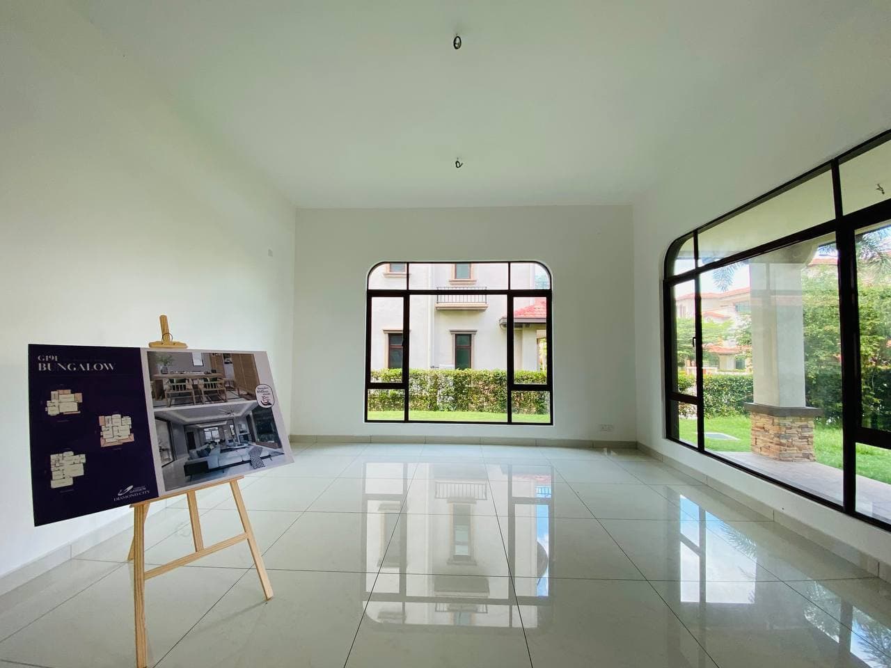 BUNGALOW 3 STOREY DIAMOND CITY RESIDENCE SEMENYIH - photo 2