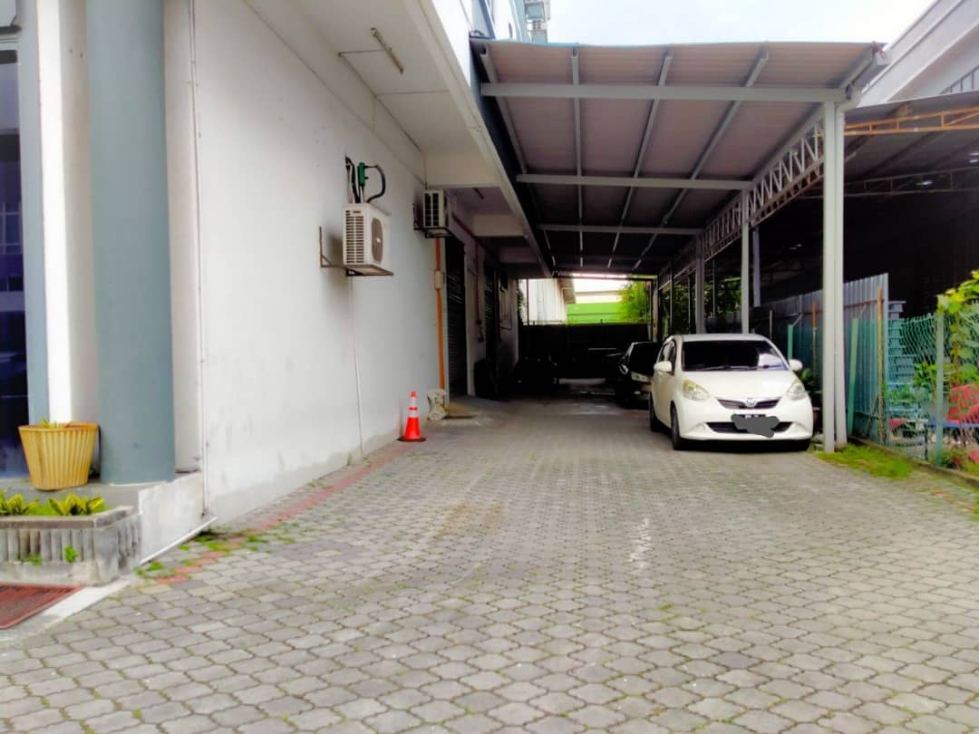 4 STOREY WISMA OFFICE CUM WAREHOUSE SEKSYEN 33 - photo 12