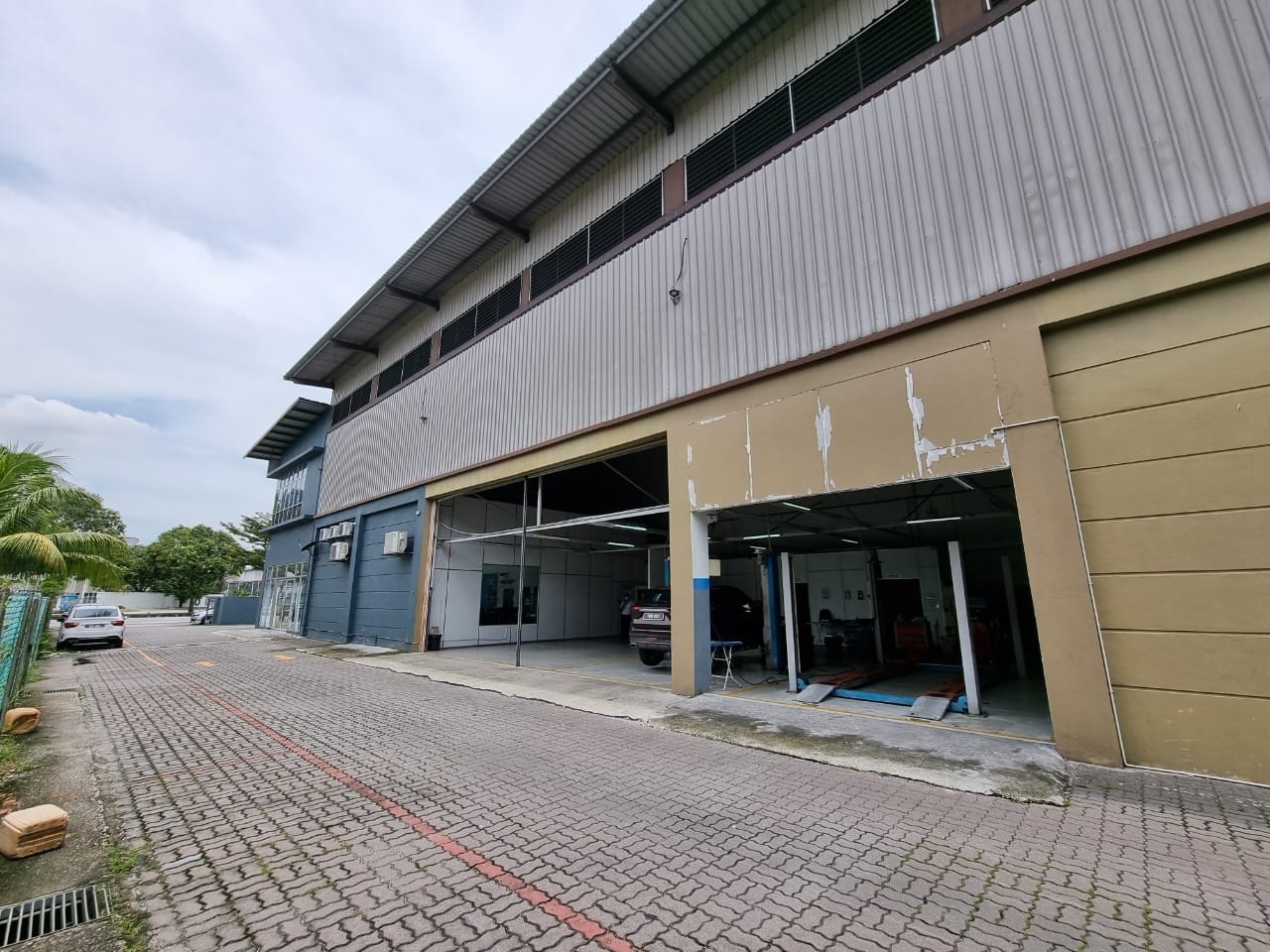 2 Storey Semi-D Factory in Kota Damansara - photo 12