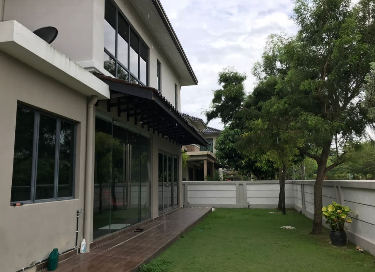 CORNER LOT  DOUBLE STOREY BUNGALOW BUKIT KEMUNING - photo 2