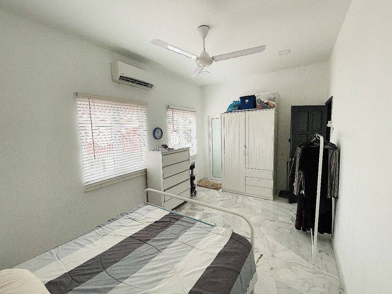 DOUBLE STOREY BUNGALOW SWIMMING POOL SHAH ALAM - photo 8