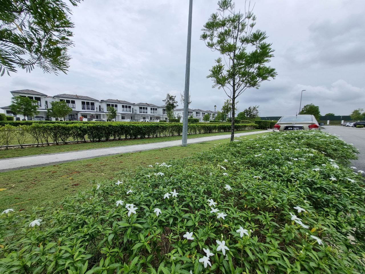 DOUBLE STOREY ECO GRANDEUR PUNCAK ALAM - photo 7