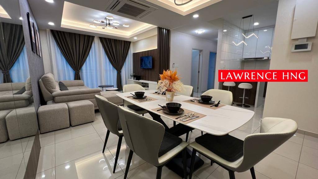 WATERSIDE RESIDENCE FOR RENT AT QUEENSBAY AREA - photo 2