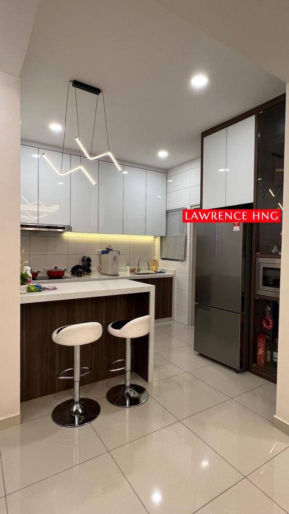 WATERSIDE RESIDENCE FOR RENT AT QUEENSBAY AREA - photo 4