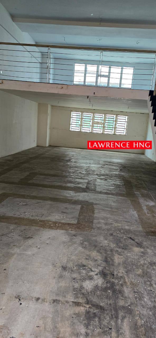 High Expose Shoplot Facing Main road Paya Terubong - photo 2