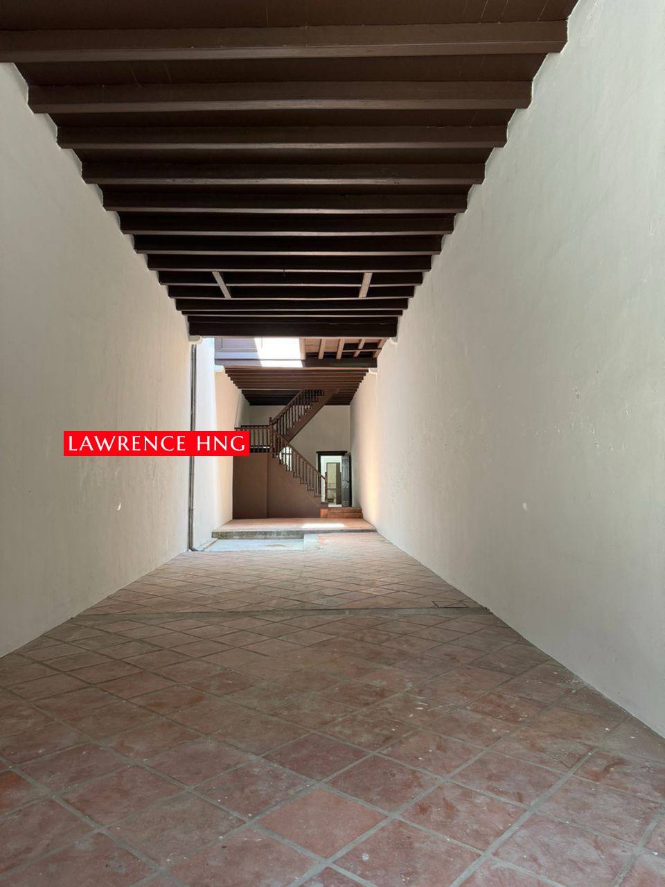 Commercial 2 Storey Shophouse For Rent Georgetown - photo 3