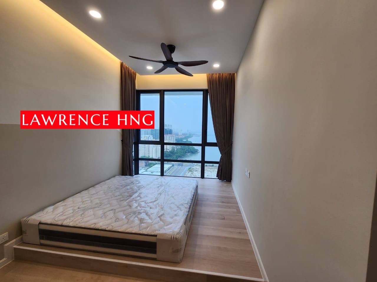 Queens Residence Near Queensbay For Rent - photo 2
