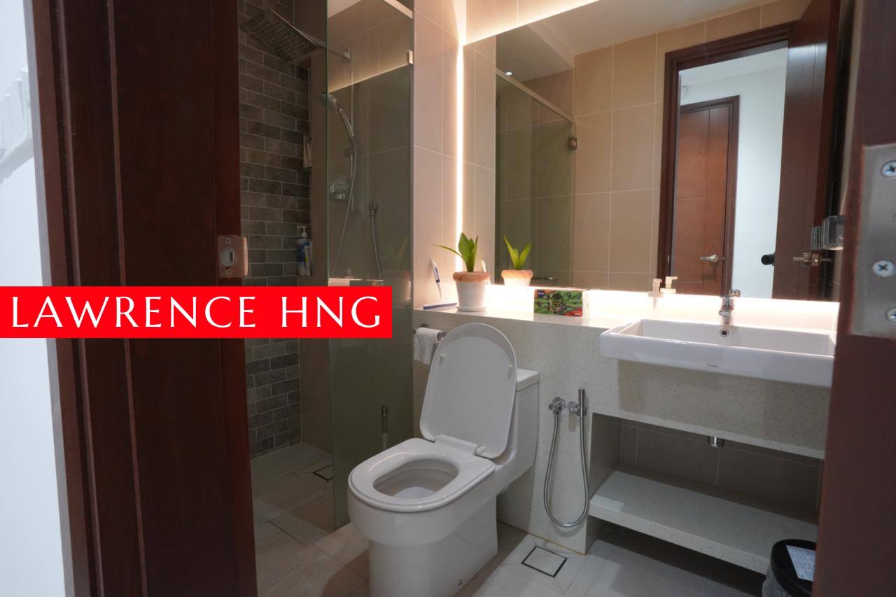 Q2 Queens Residence Near Queensbay For Rent - photo 10