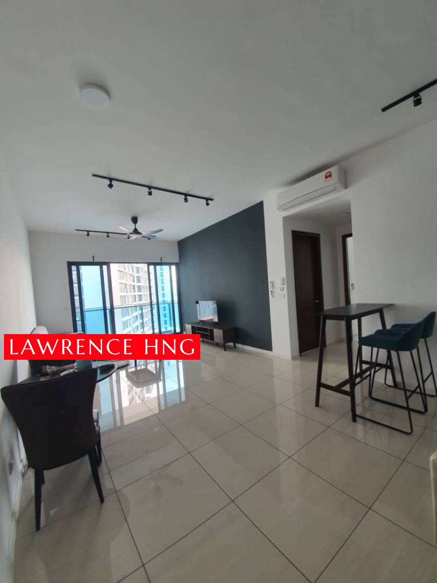 Q1 Queens Residence Near Queensbay For Rent - photo 2