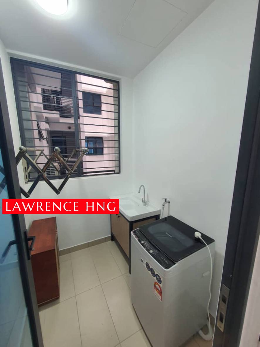 Q1 Queens Residence Near Queensbay For Rent - photo 7