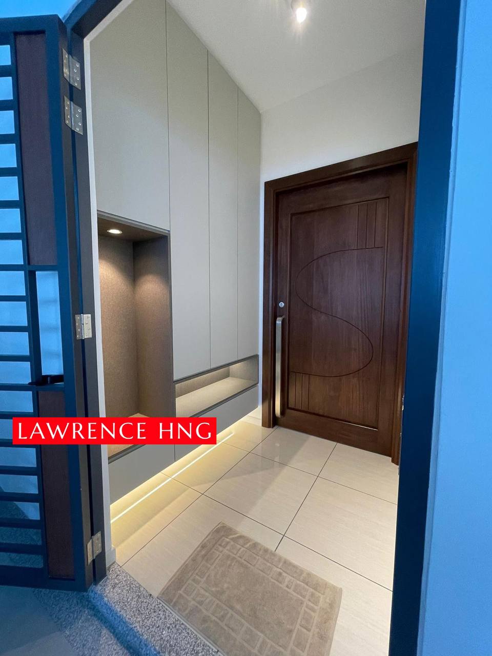 Q2 Queens Residence Near Queensbay For Rent - photo 2