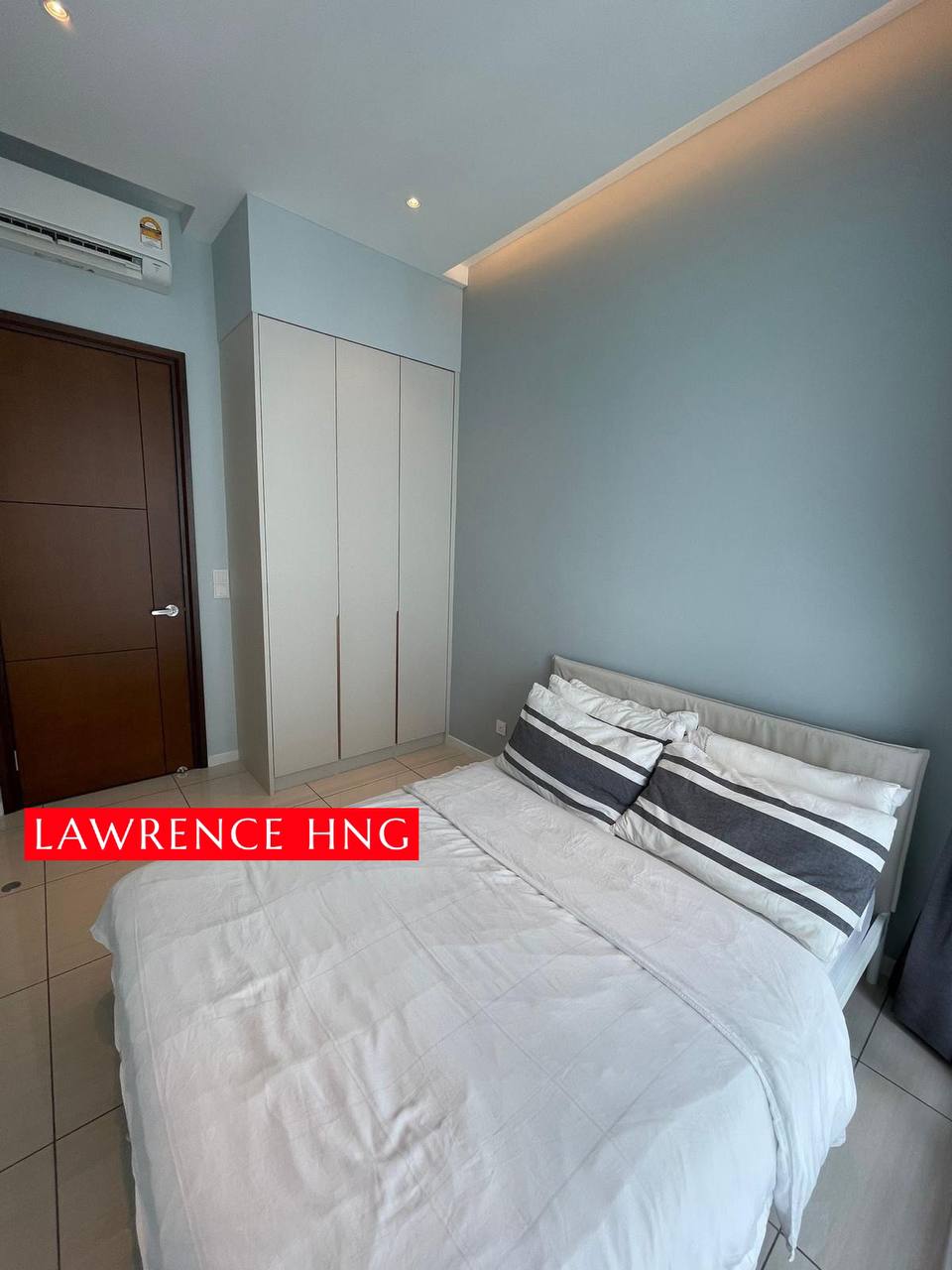 Q2 Queens Residence Near Queensbay For Rent - photo 3