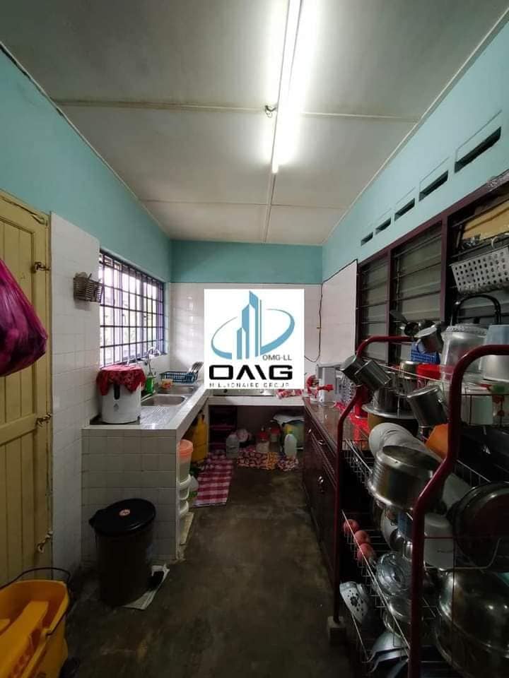 22x70 single storey Taman Sri Andalas Klang - photo 2