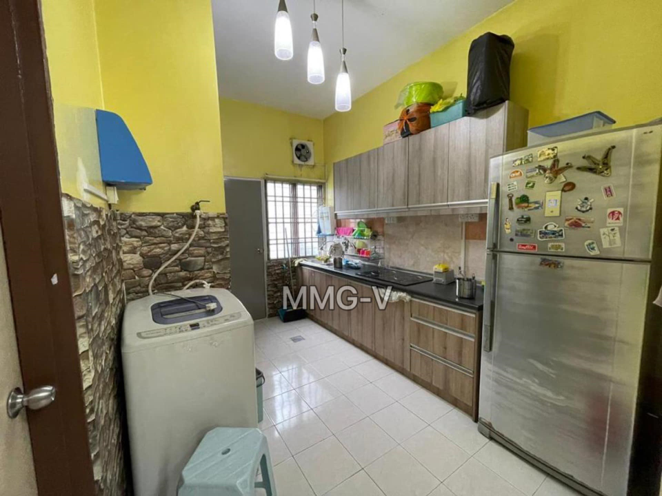 2sty Taman Sri Wangi Jalan Kapar Batu 10 Klang - photo 3