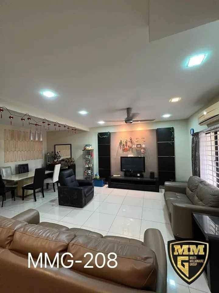 Renovated 22x75sf 2sty Bandar Puteri Klang - photo 2