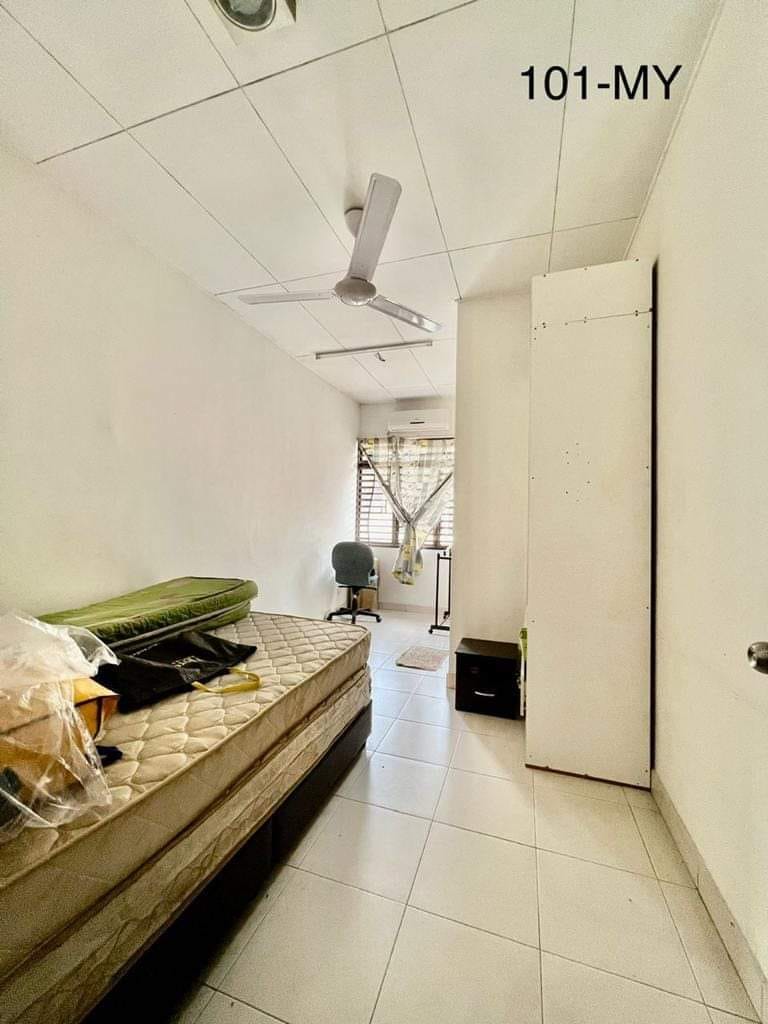 Below Value 2sty 20x78sf Bandar Puteri Klang - photo 7