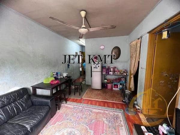 Flat Pkns Shah Alam Seksyen 19 538sf - photo 4