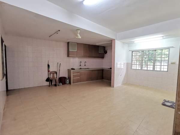 2sty Endlot with Land Bandar Puteri Klang - photo 3