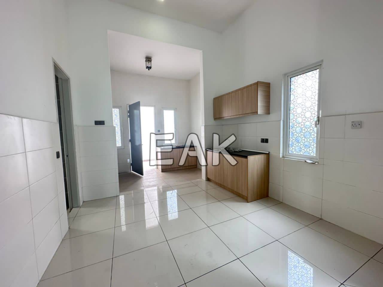 Value Buy 3 Sty Semi D Laman Vista Alam Bukit Raja - photo 3