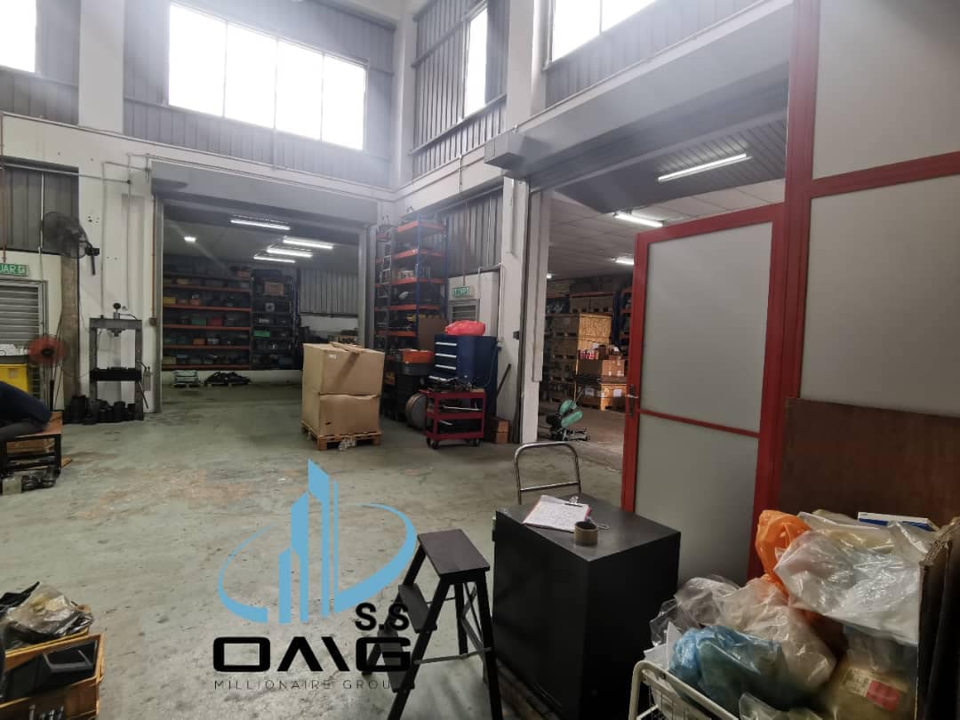 1half Sty Semi D Factory Bandar Bukit Raja Extend - photo 2