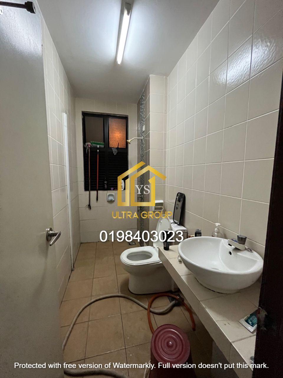 2 Sty Kota Bayuemas Below Market Value Good Cond - photo 7