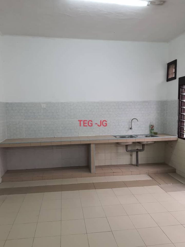 2 Sty Klang Utama Newly Painted - photo 2