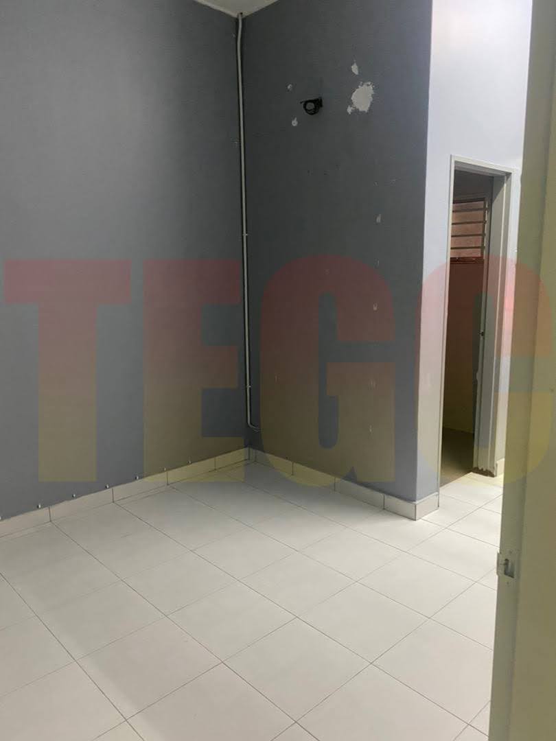 1 Sty Jalan Kebun Bandar Putera 2 Good Condition - photo 3