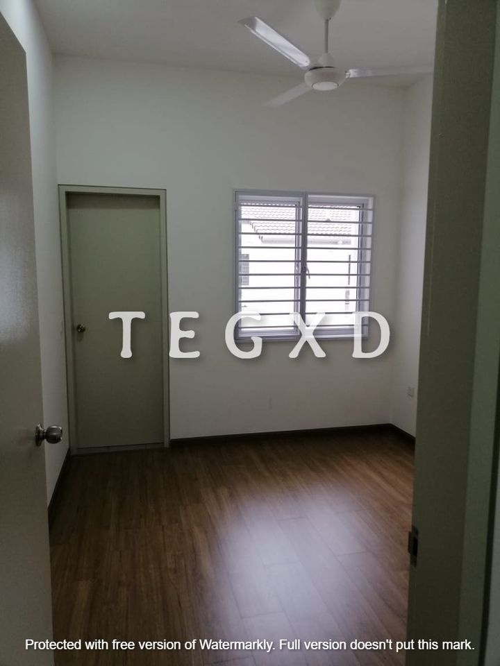 2 Sty Bukit Raja With Furnished Move In Condition - photo 3