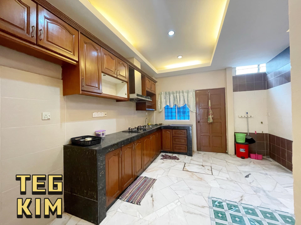 2 Sty Taman Sentosa Ria 2 Full Reno Extended - photo 3