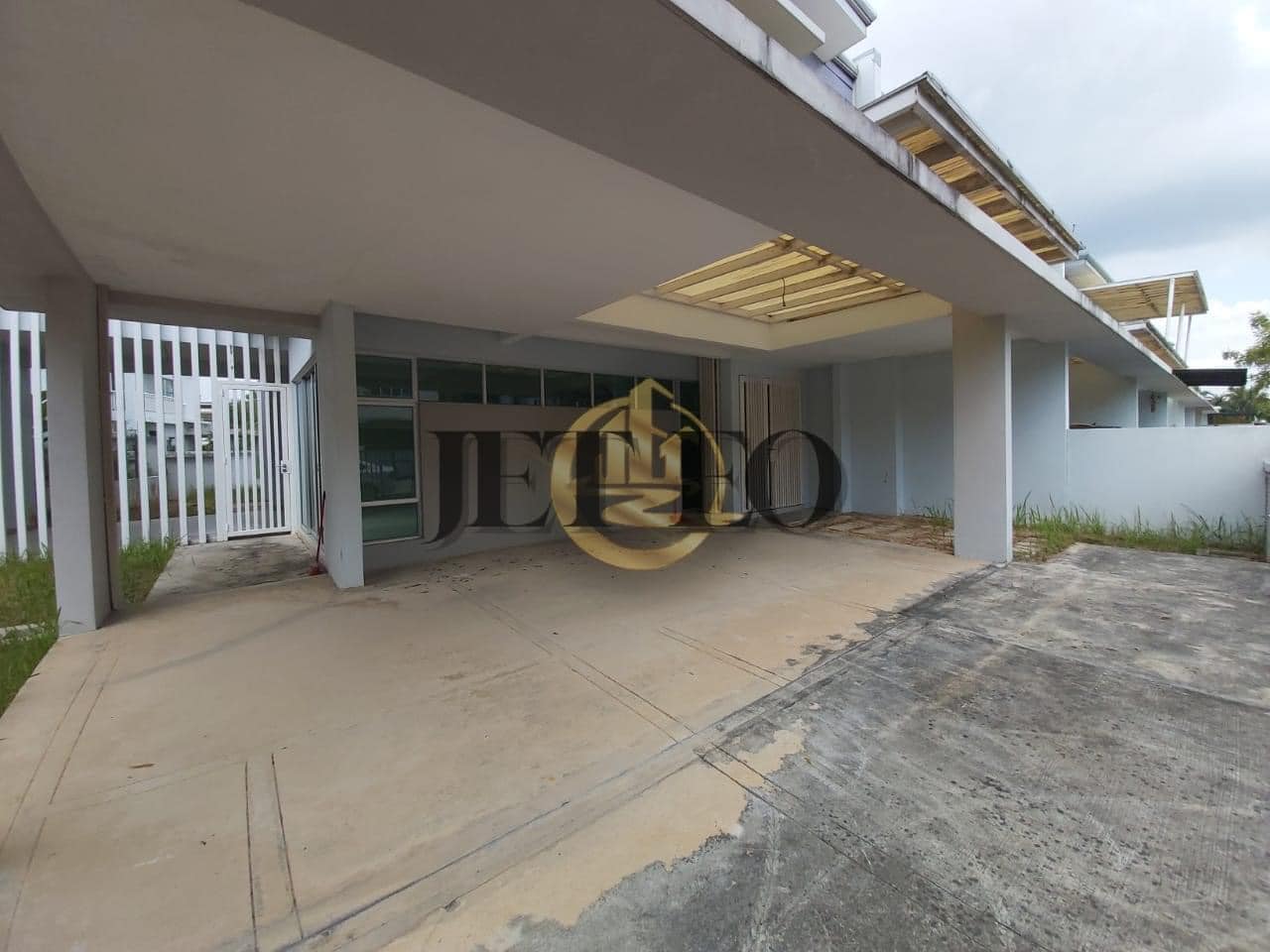 2 Sty Brand New Unit In Good Condition Rimbayu - photo 3