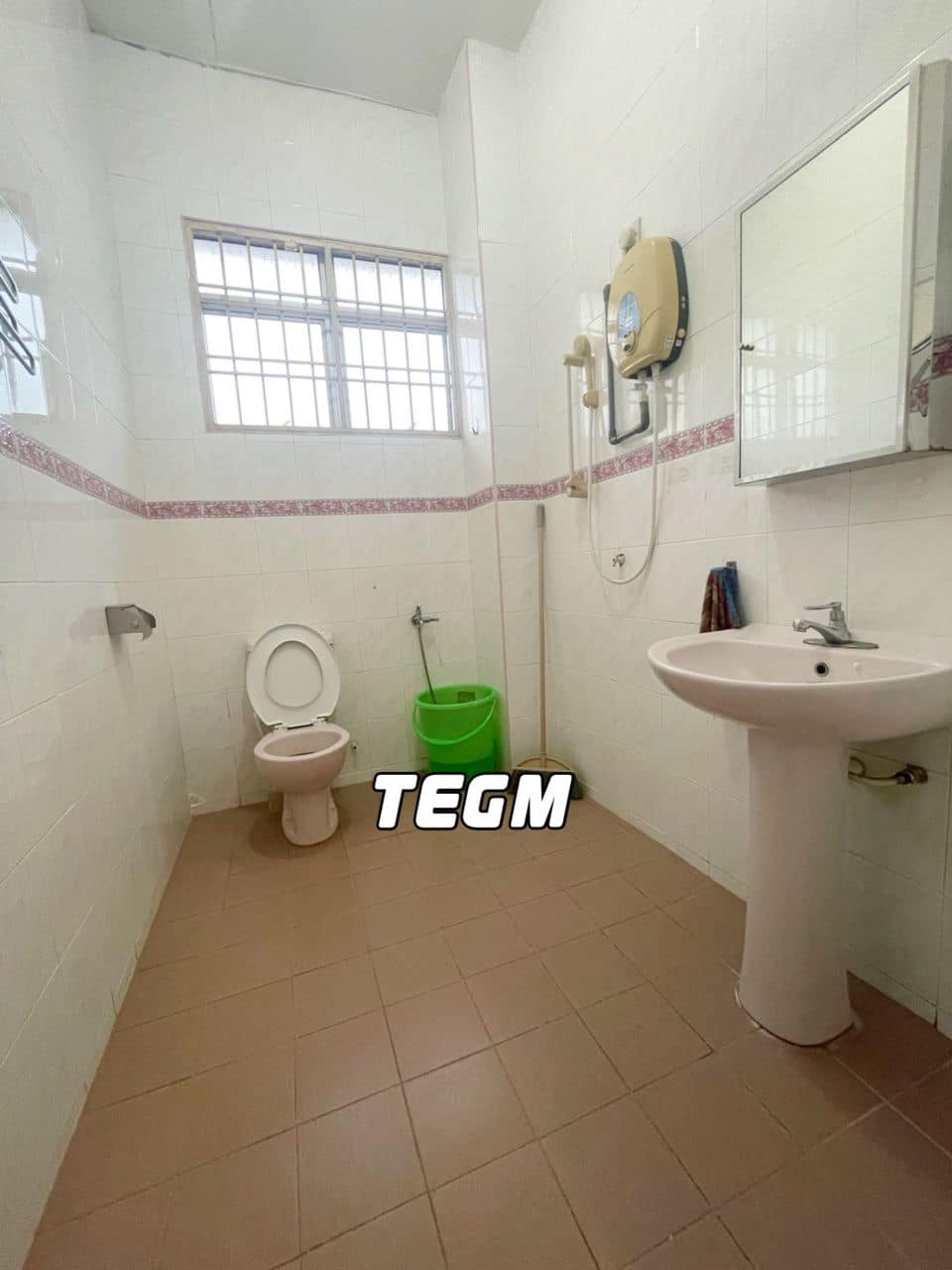 Corner 2 Sty Semi D Kampung Jawa Renovated - photo 2