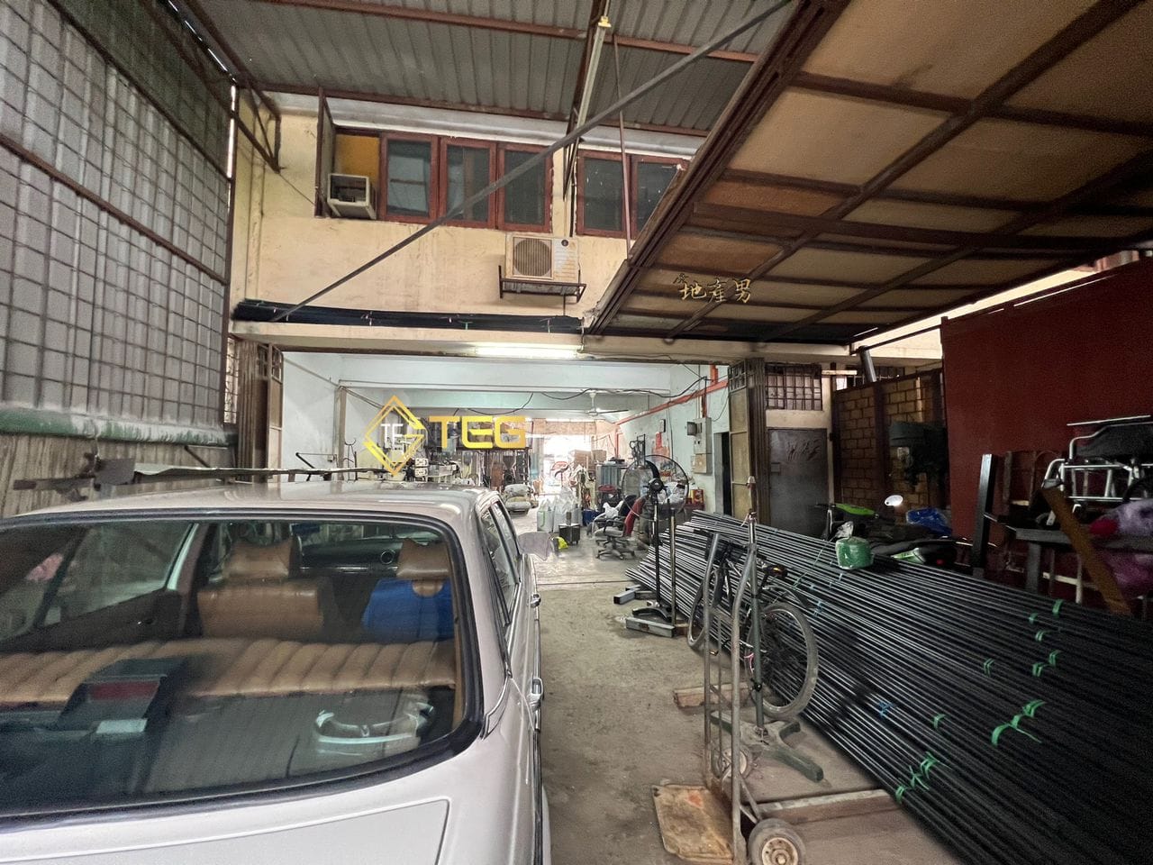 1half Sty Light Industrial Factory Meru Kapar - photo 3