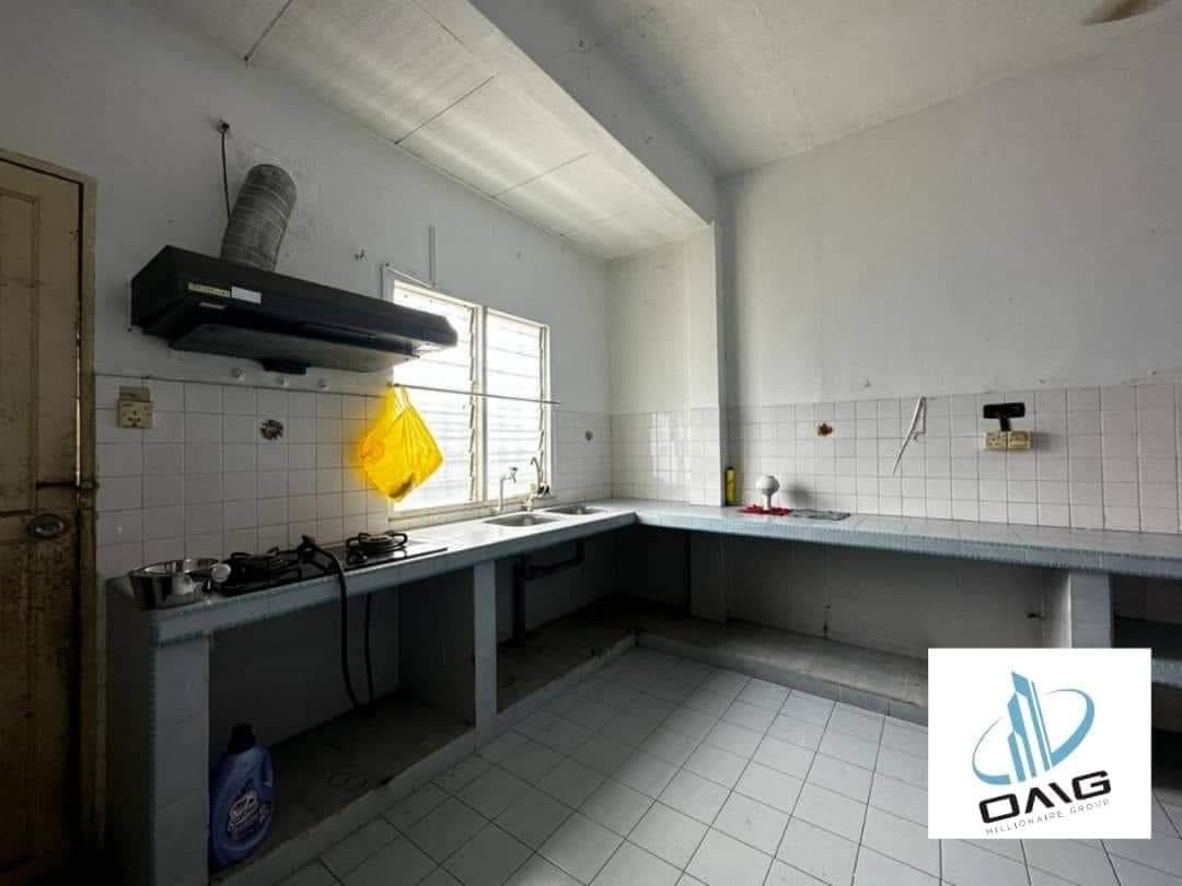 2 Sty Jalan Kim Chuan Pandamaran Renovated Extend - photo 3