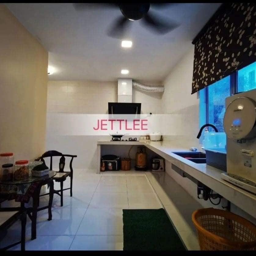 Endlot 2 Sty Bandar Botanic Wth 16f Land Renovated - photo 3