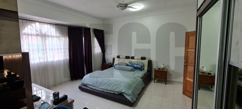 2 Sty Shah Alam Seksyen 23 Good Condition Best Buy - photo 8